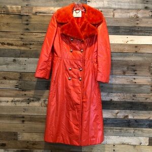 Amazing White Stag Vintage Coat!